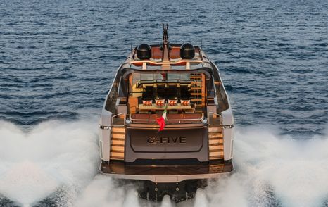 AB-80-Review-running-aft