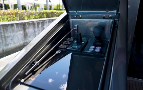 AB-80-Review-cockpit-control-station