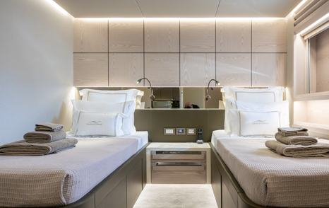 Numarine 40MXP twin guest cabin with en suite layout and overhead storage