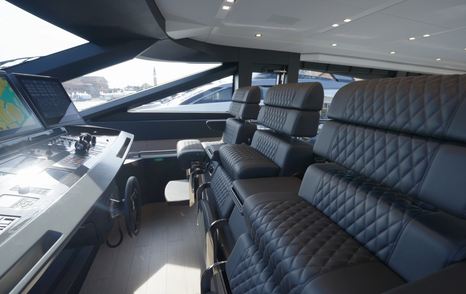 AB-100-Review-helm-chairs