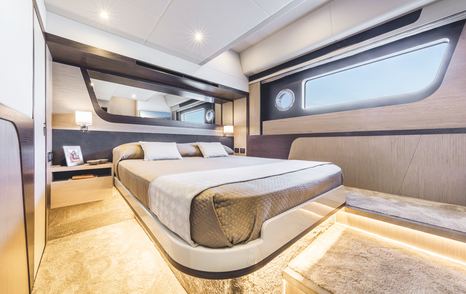 Absolute-47-FLY-Review-VIP-cabin-stepped