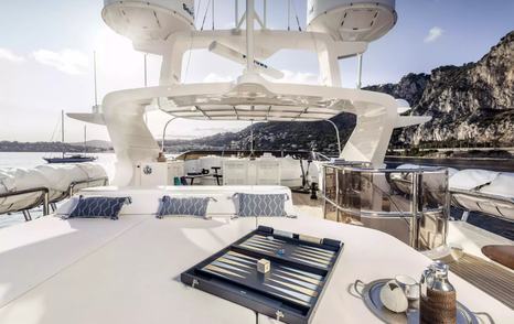 Benetti motor yacht Soho sundeck with sun pads 