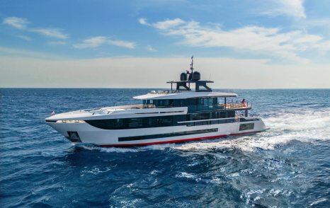 Mangusta Oceano 39