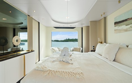 Superyacht Freedome master cabin balcony