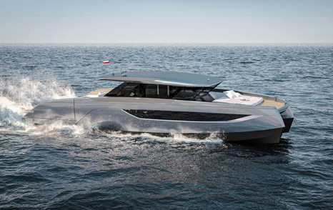 Sunreef 55 Ultima motor yacht under way 
