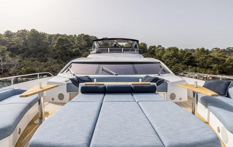 Motor yacht Exit's foredeck sunpads 