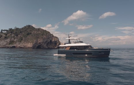 azimut-magellano-60-exterior 