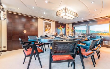 Superyacht Victory's main saloon dining area 