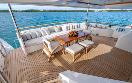 Benetti superyacht Allora aft deck dining area 