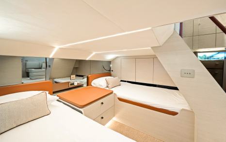 Manari 52 yacht guest cabin with twin beds 