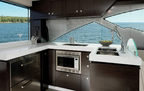 Cruisers 60 fly galley