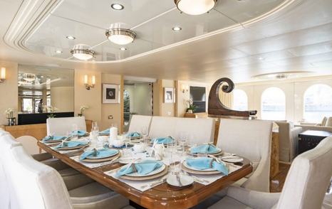 Superyacht Oceana I main saloon dining area