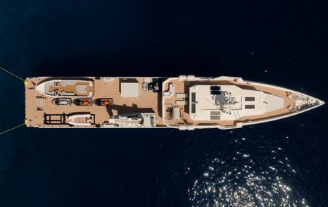 Damen-YS-53-Review-overhead-birdseye-view