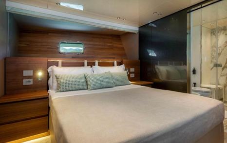  Sanlorenzo motor yacht Carra I guest cabin with ensuite  
