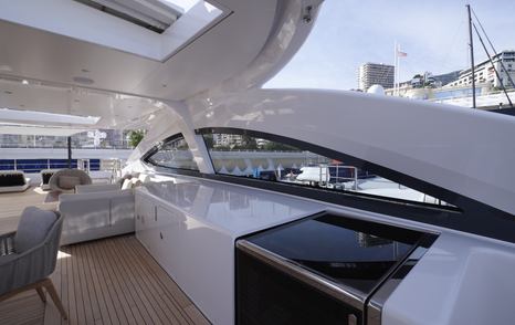 Benetti-B.Now-50M-Oasis-Alunya-sundeck-side-windows