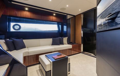 Riva-Dolceriva-Review-saloon-seating-TV