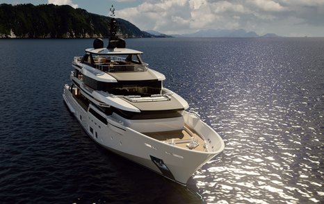 Frontal view of Custom Line Navetta 50 underway, surrounded by sea.