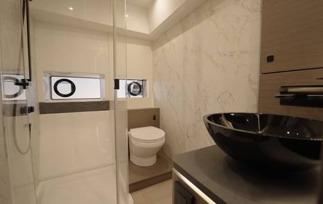 The day head is spacious and well finished 