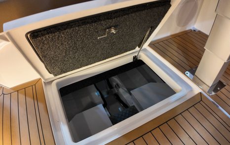 Aquador-400HT-Review-engine-room-forward-access