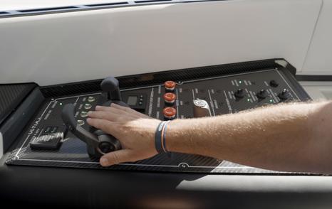 Sunreef-Ultima-55-Review-helm-side-controls