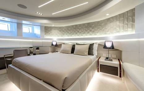 Superyacht Cabo guest cabin