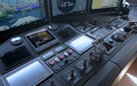 Tankoa-Yachts-S501-Evo-Review-bridge-dashboard