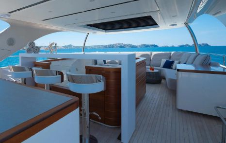 Sanlorenzo SD126 Motor Yacht Kia Ora sundeck bar area and seating