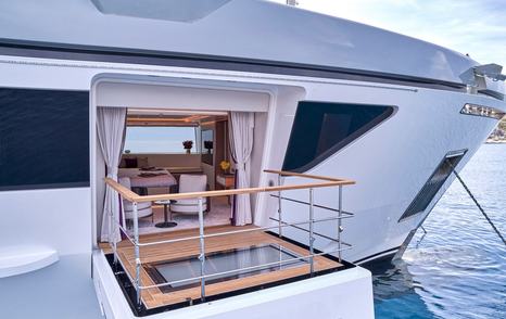Superyacht Para Bellum master cabin fold out balcony 