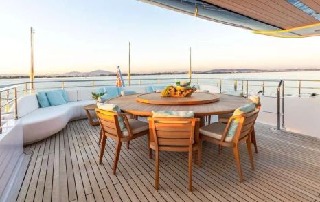 Superyacht Beaute aft deck circular dining table 