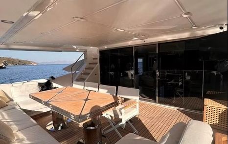 Azimut superyacht Dagusha V aft deck dining area 