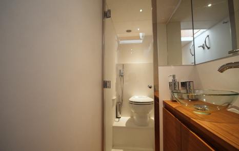 Solaris-Power-60-Coupe-Review-crew-bathroom-shower-compartment-detail