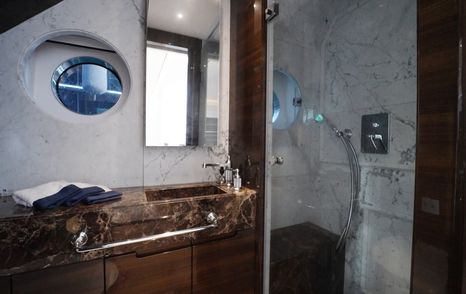 Picchiotti-Gentlemans-24-Review-day-head