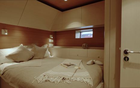 Arksen-85-Review-double-cabin