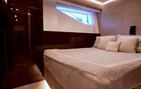 AB-80-Review-double-cabin