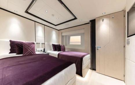 Superyacht Beaute twin room