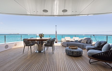 Superyacht Contigo aft deck