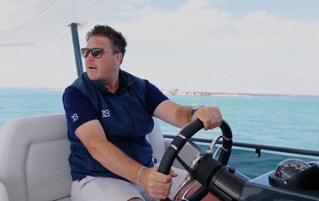 Sirena 48 flybridge helm during YachtBuyer sea trial