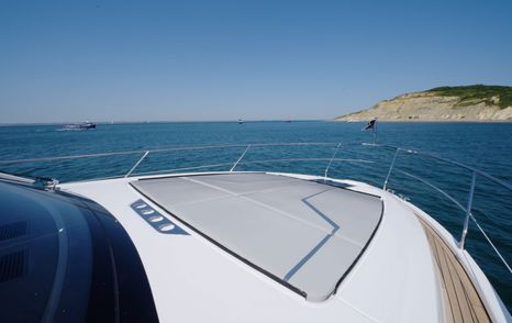 Forward view over the Fairline Targa 47 GT foredeck from the helm