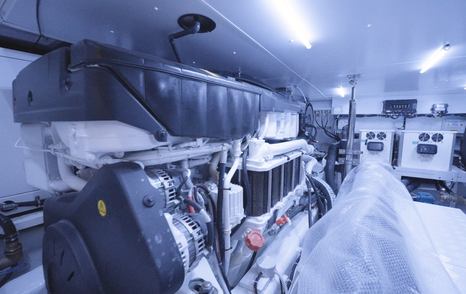 Sanlorenzo-SX76-Review-Volvo Penta D13-IPS1050-engines
