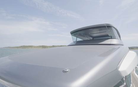 Sanlorenzo-SX76-Review-coach-roof