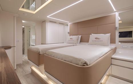 Catamaran GloriaMaris twin cabin