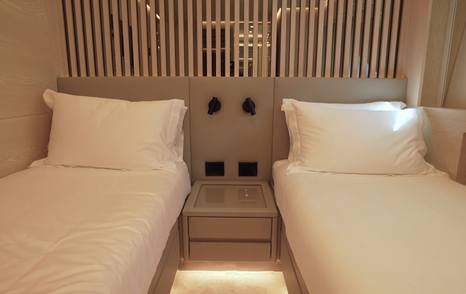 AB-120-Review-twin-cabin