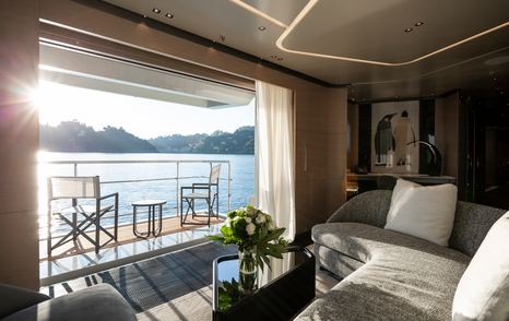 Tankoa-T580-Diamond-Binta-Review-owners-cabin-private-balcony-and-seating-area