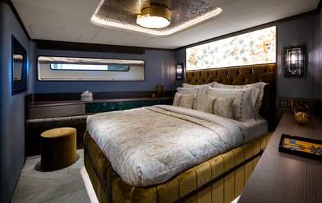 Sirena 118 Superyacht IKIGAI VIP cabin