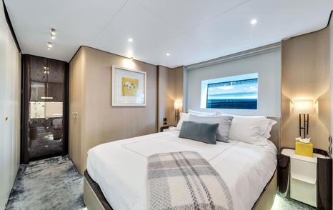 Superyacht One & Only guest cabin