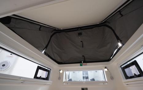 Saxdor-340-GTWA-Review-cabin-extendable-roof