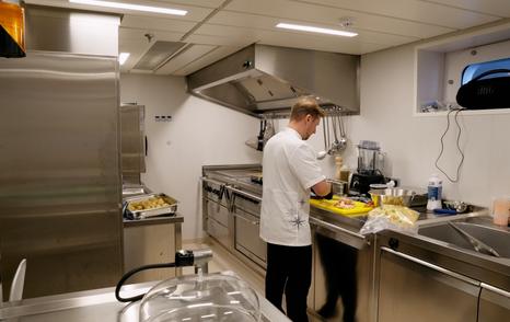 Damen-Xplorer-60-Review-galley