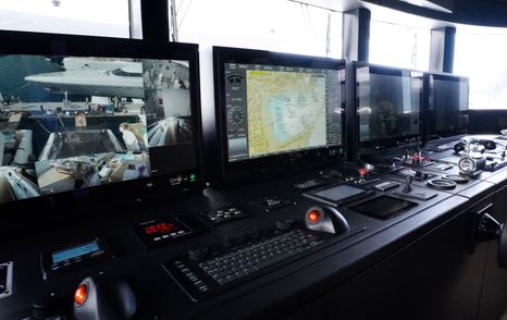 Columbus-Atlantique-43MT-Frette-Review-helm-dashboard