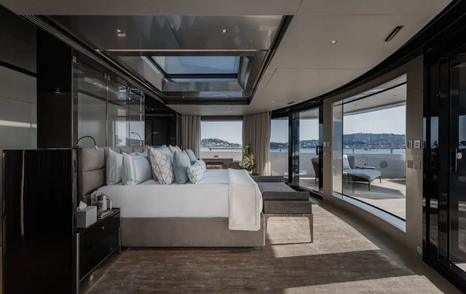 Sanlorenzo superyacht Lemon Tree master cabin with windows 
