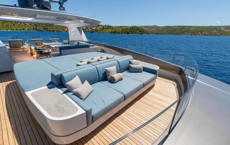 Tankoa superyacht Kinda sun deck with sun pads 